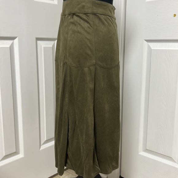 Easel los angeles army green skirt - Picture 3 of 6